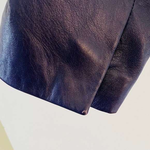 Vintage VERSUS VERSACE purple leather jacket - Picture 3 of 13